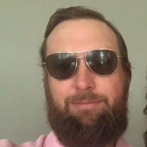 Meet your Posher, Drew